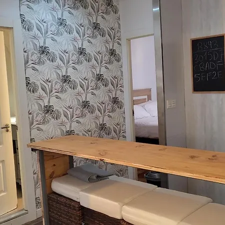 Hermoso Apartamento A Escasos Metros De La Playa Apartment *